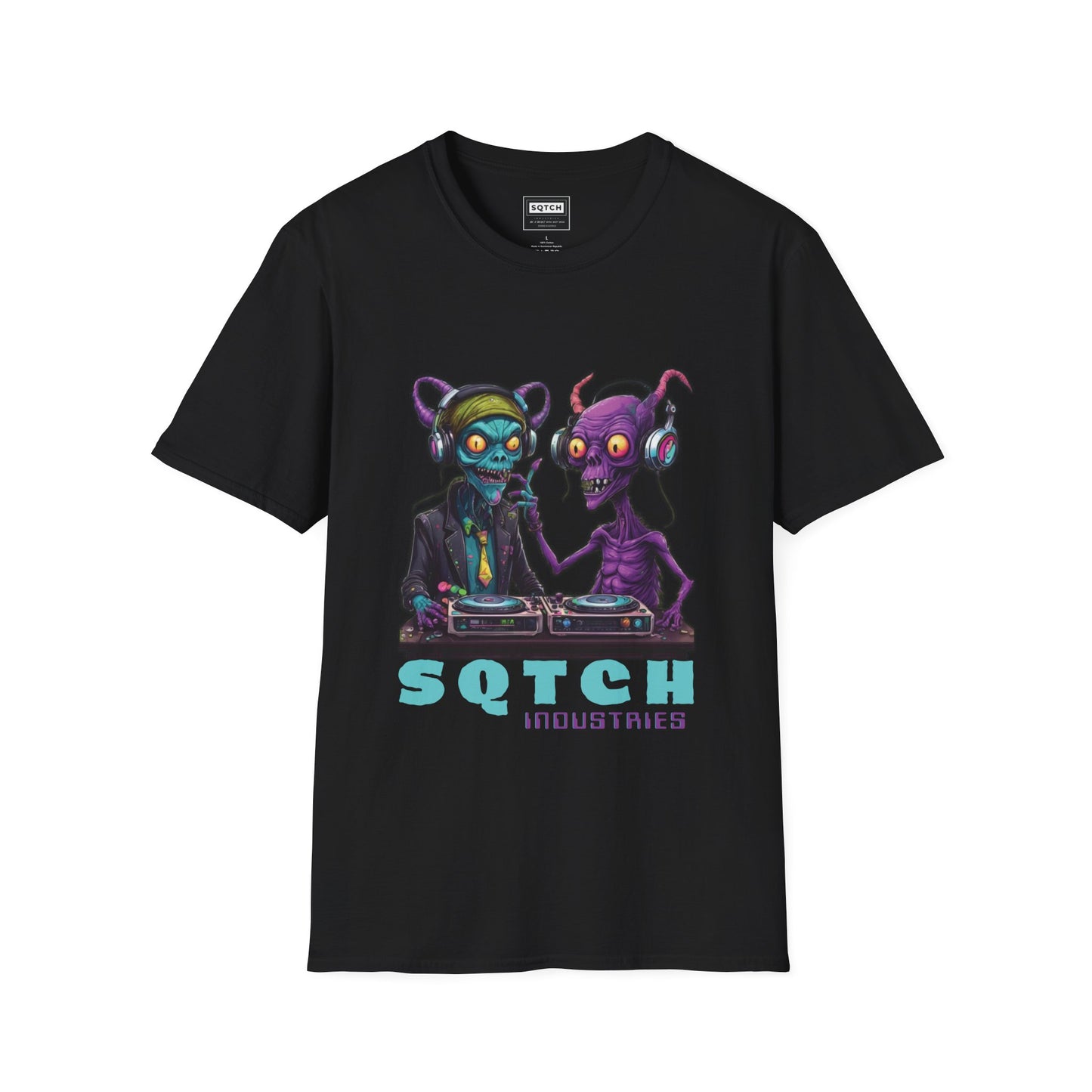 Sqtch Industries Alien Dj's Graphic - Tee